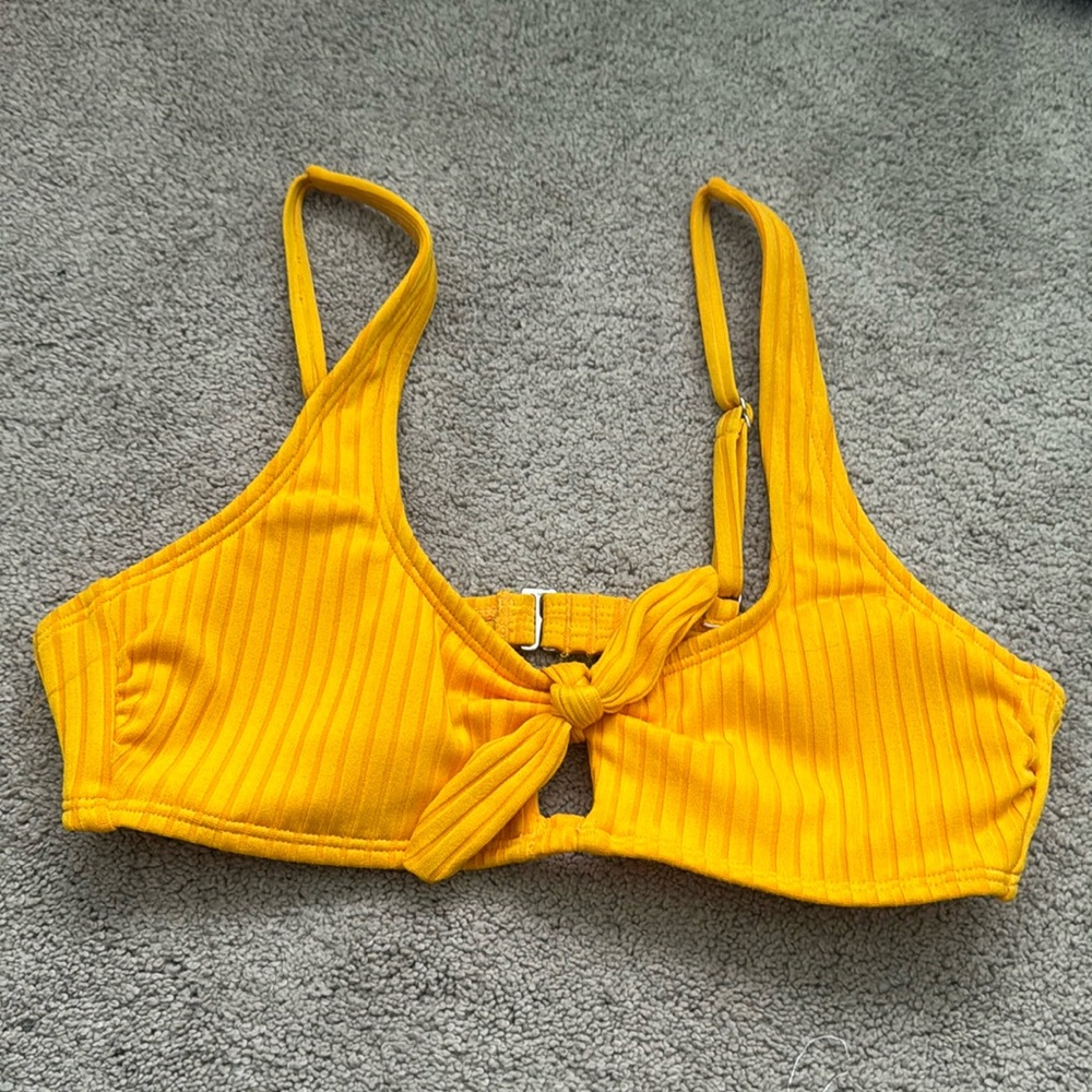 Bikini top